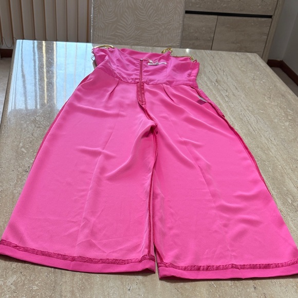 Trina Turk Fuchsia Jumpsuit with Gold Accents-Excellent Condition, no flaws - Picture 11 of 12